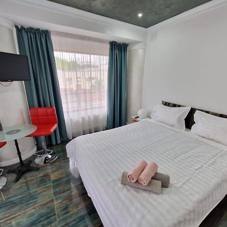 Kpm Downtown Apartments Бухарест Екстер'єр фото
