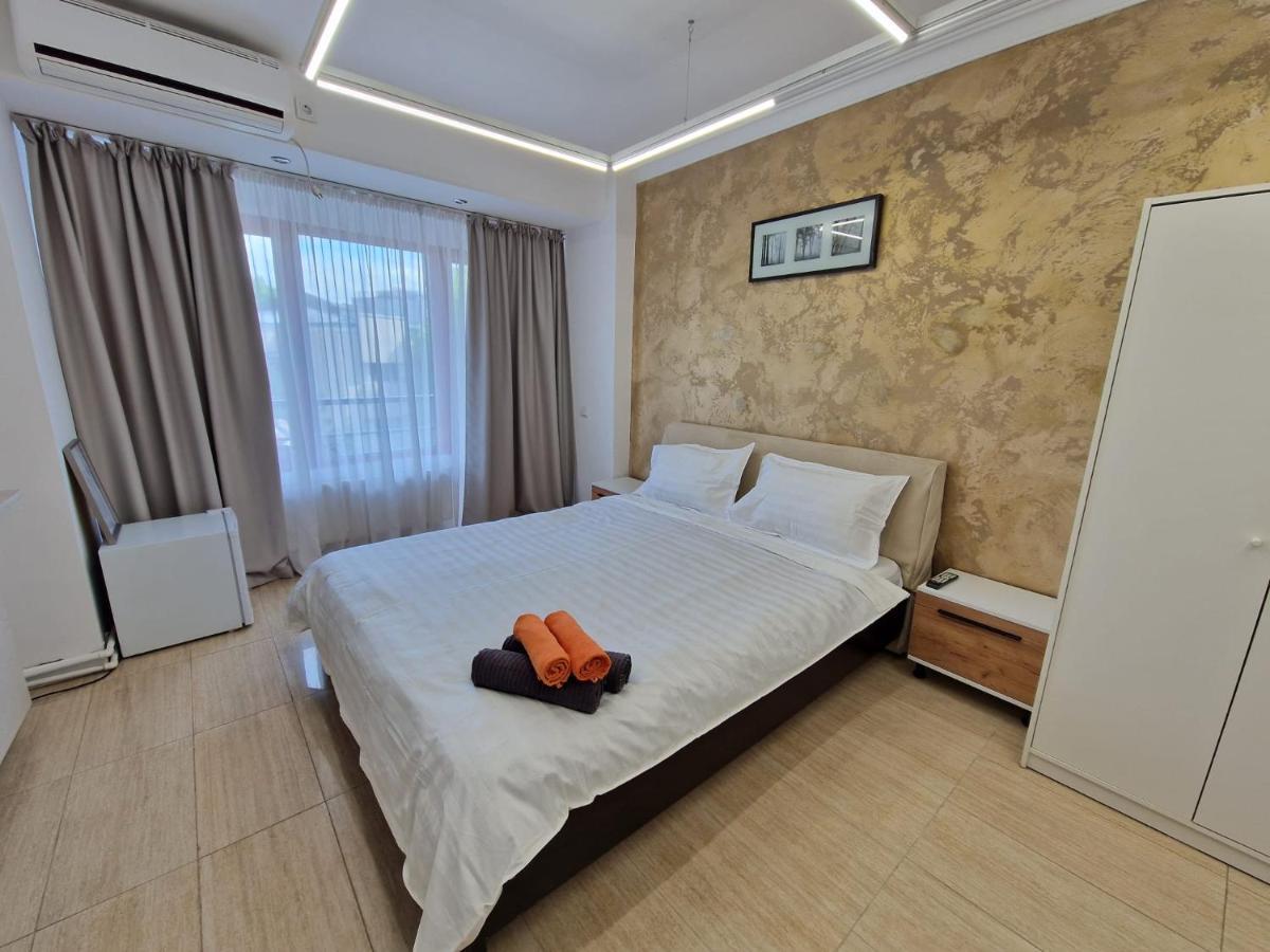 Kpm Downtown Apartments Бухарест Екстер'єр фото